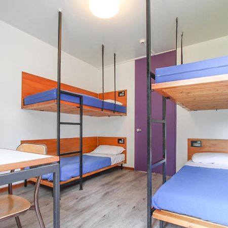 Auberge De Jeunesse Du Moulin Blanc Brest Esterno foto
